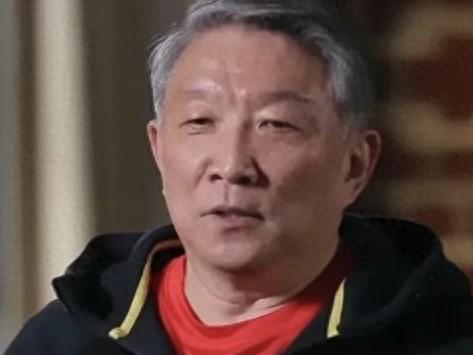 世界杯客户端下载中心-张子宇12分中国女篮战胜马里，宫鲁鸣放弃刘禹彤完全正确